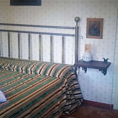 Neoclassical Suite-the Luxury Of The 19th Century Appartement *